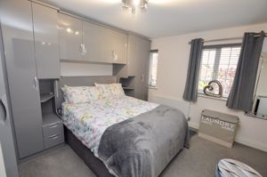 Bedroom- click for photo gallery